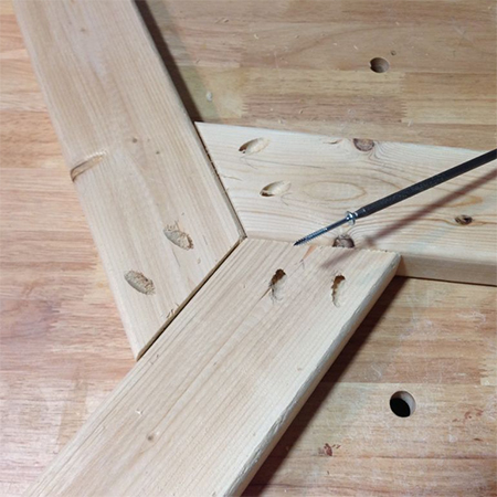 cut a 15-degree angle for mounting the leg section