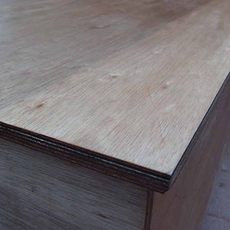 plascon sunproof varnish on exterior marine plywood