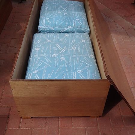 outdoor storage coffee table for cushions and upholstered accessories