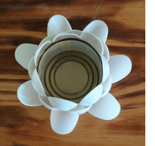 Recycled plastic spoon Protea vases recycled cans tins ideas