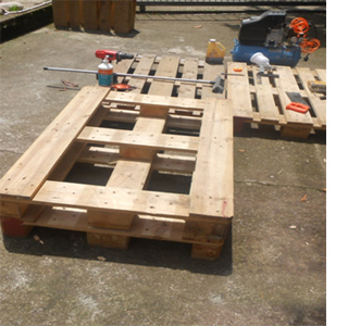 DIY outdoor pallet furniture 