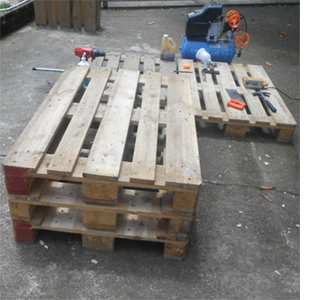 DIY outdoor pallet furniture 