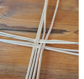 newspaper paper weave decorative toadstool roller paper tubes