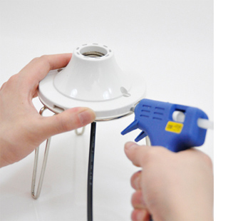 Table lamp from rope and plastic