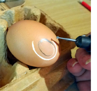 Use a Dremel MultiTool to make Pysanka (lace) eggs 