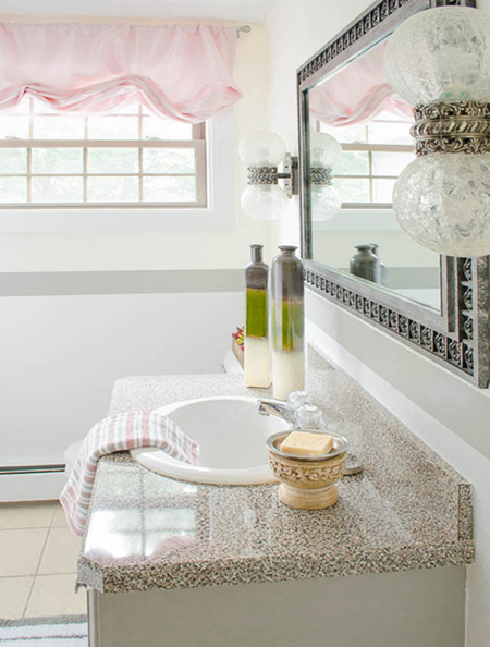 Adding painted stripes to a bathroom