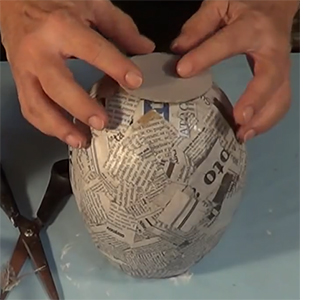 Make these easy paper mache pots