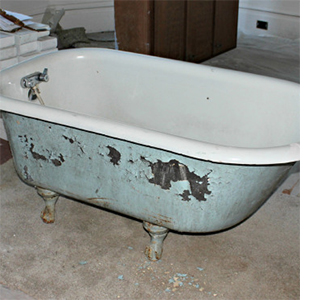paint restore revamp rusty claw foot bath tub with rust-oleum