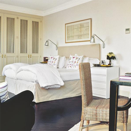 how to decorate warm comfortable cosy bedroom modern style