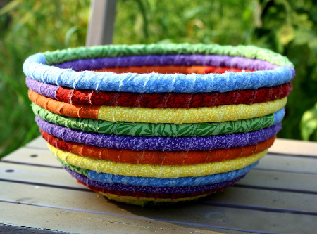 Make a colourful rope rag bowl 