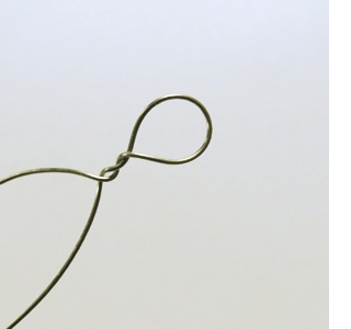 wire flowers with nail polish varnish