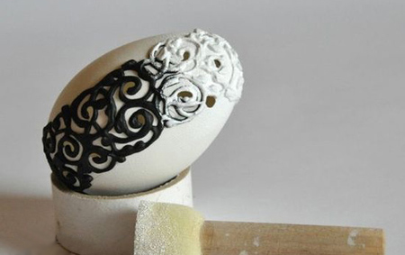 Elegant engraved lace eggs