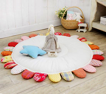Make a cute and comfy baby mat