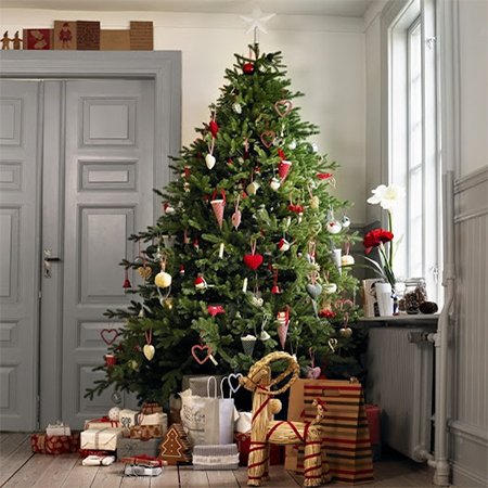 Christmas decor ideas on a budget