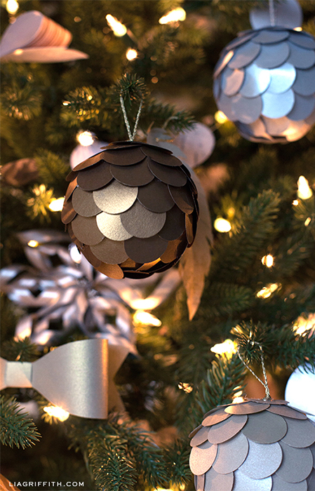 paper card pine cones christrmas tree festive holiday decorations