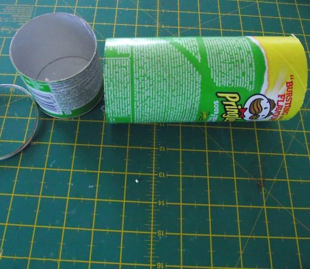 Gift box using pringles container