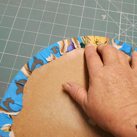 Make your own fabric wrapped chargers