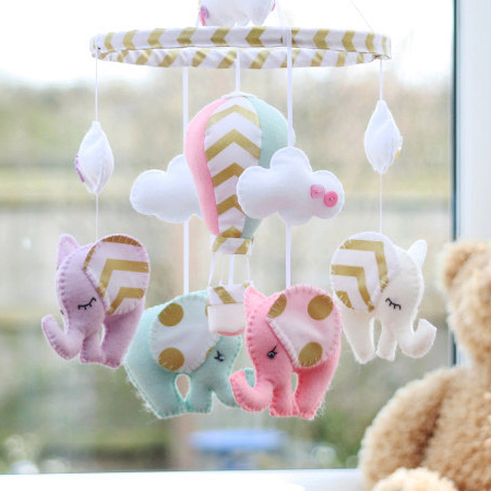 Ideas for felt nursery mobile