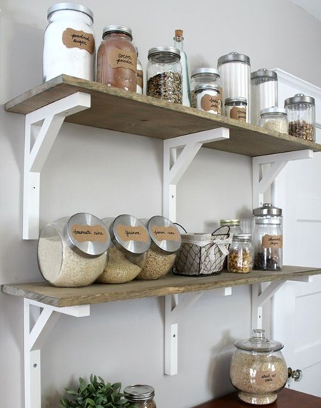 Easy shelf ideas that you can DIY wood brackets