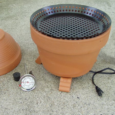 Use terracotta pots to make a smoker
