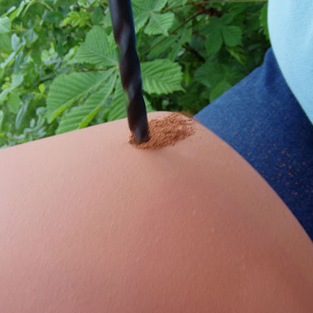 Use terracotta pots to make a smoker