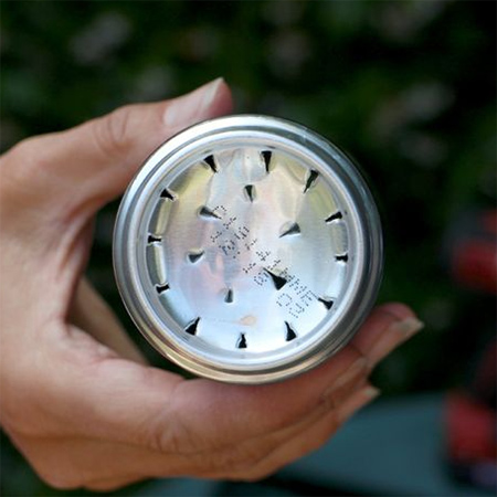 Recycled aluminiun can garden shower