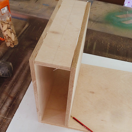 3-in-1 table that is a TV tray, a laptop stand, or a coffee table