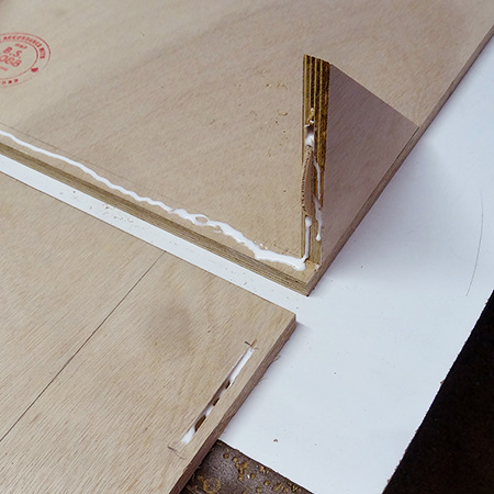 3-in-1 table that is a TV tray, a laptop stand, or a coffee table