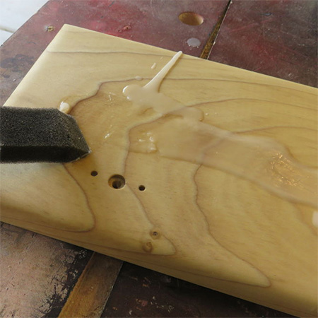 use wax candles to protect and preserve wood DIY projects