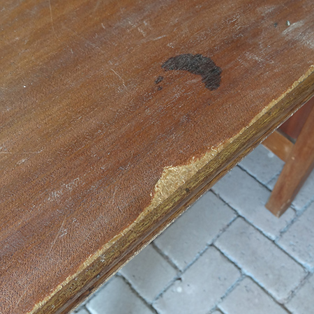 Old desk gets a Rust-Oleum makeover