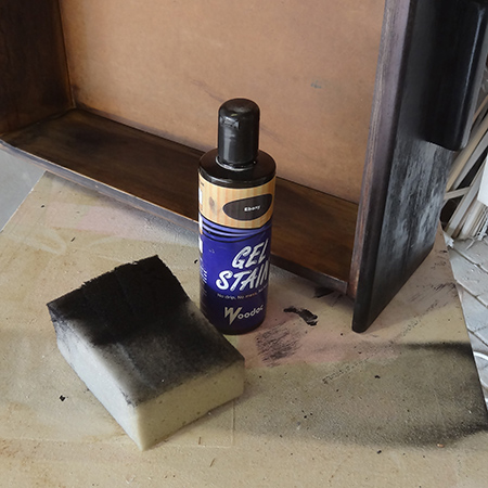 Old desk gets a Rust-Oleum makeover