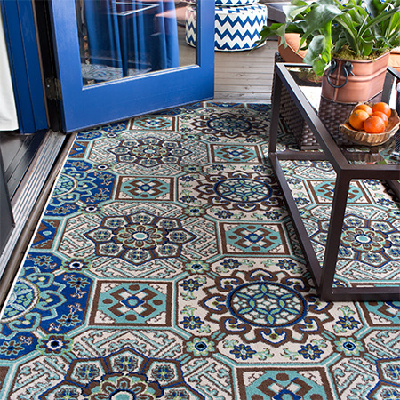 rugs underfoot for outdoor living area