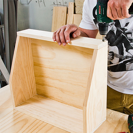 Practical undersink storage drawers