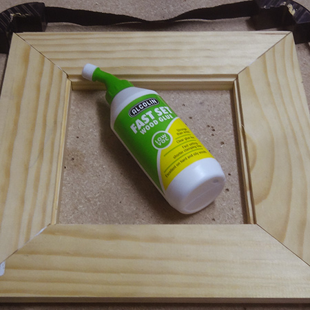 Trio of colourful 1-hour picture frames