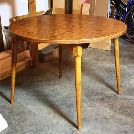 Cottage makeover for pine dining set