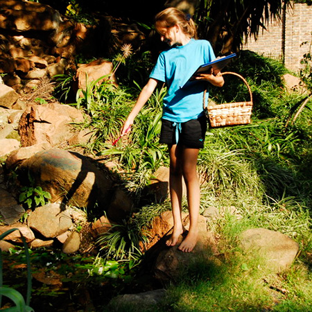 childrens easter scavenger hunt