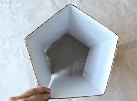 Quick and easy cardboard lampshade