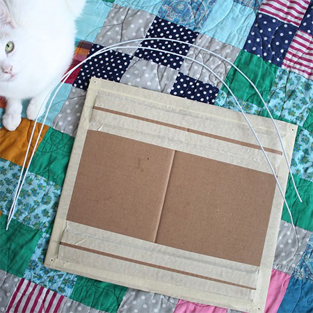 Quick and easy DIY kitty tent