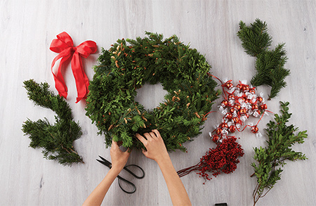 Welcome guests with a Lindor wreath