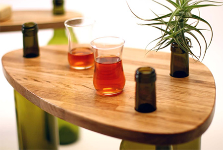 Divinus... A table made from recycled materials