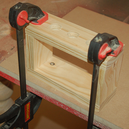 Easy DIY Christmas gift ideas... Wooden plant holder