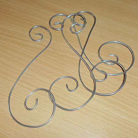 Decorative wire chandelier