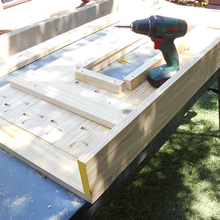 Outdoor table with ice box cooler