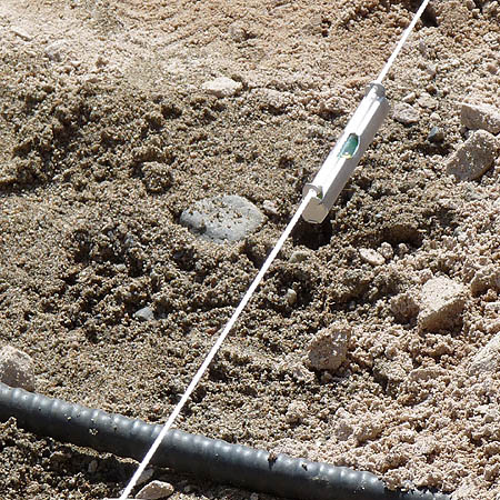 Lay a path with paving blocks