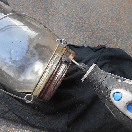 2. To remove rust from the metal lid I used a #530 and #531 stainless steel brush.