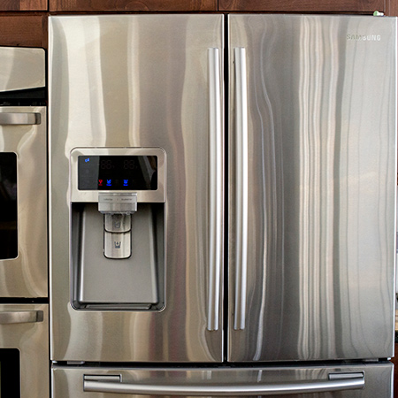 Clean away grime and mineral deposits without chemicals