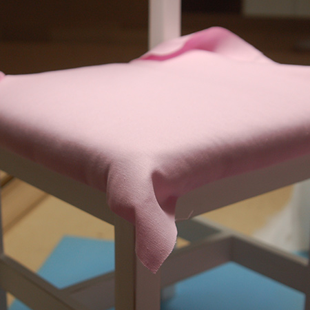 Upholster a kiddies chair
