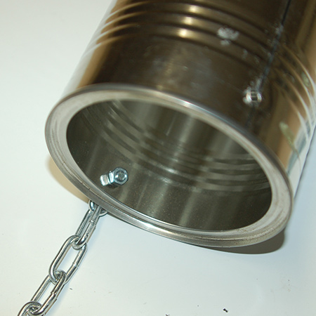 Coffee cans become an attractive plant holder