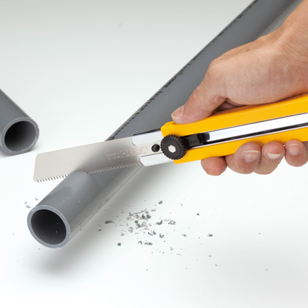 Next is Olfa's HSW-1 retractable blade saw. The 25mm wide blade delivers ultra-sharp cutting and extra toughness. The electroless-nickel-plated full-fledged toothing blade offers compact design for use anywhere.