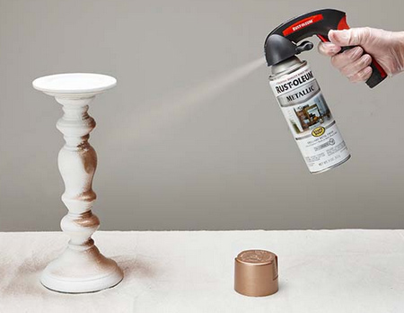 Festive mantelpiece with Rust-Oleum